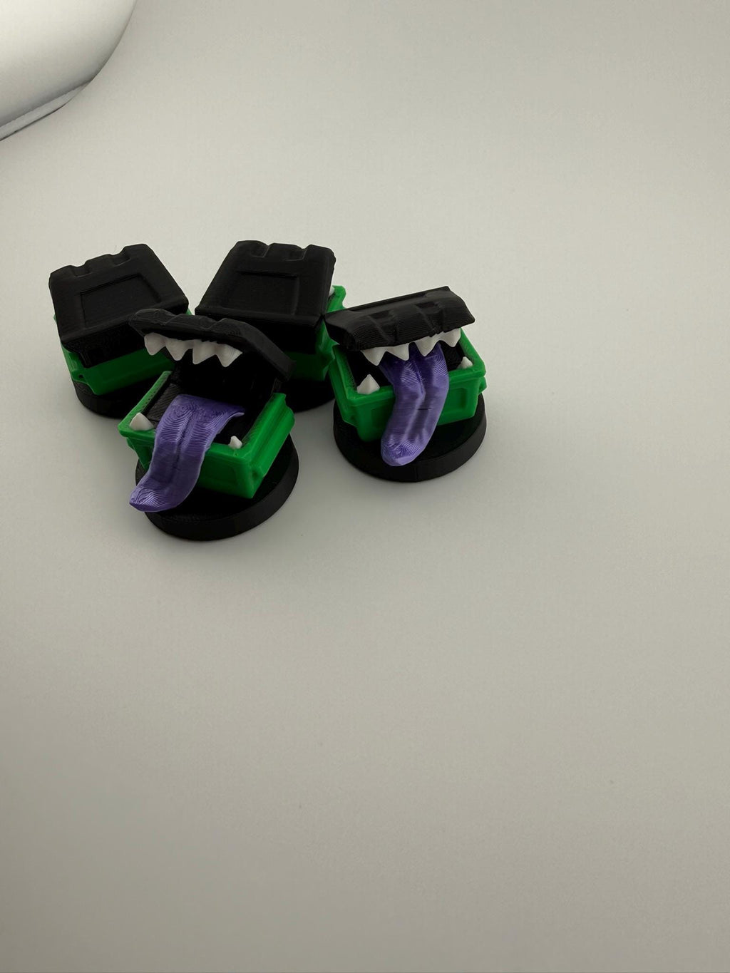 3D Printed Dumpster Mimic Token | MTG Commander EDH | Bellow, Bard of the Brambles