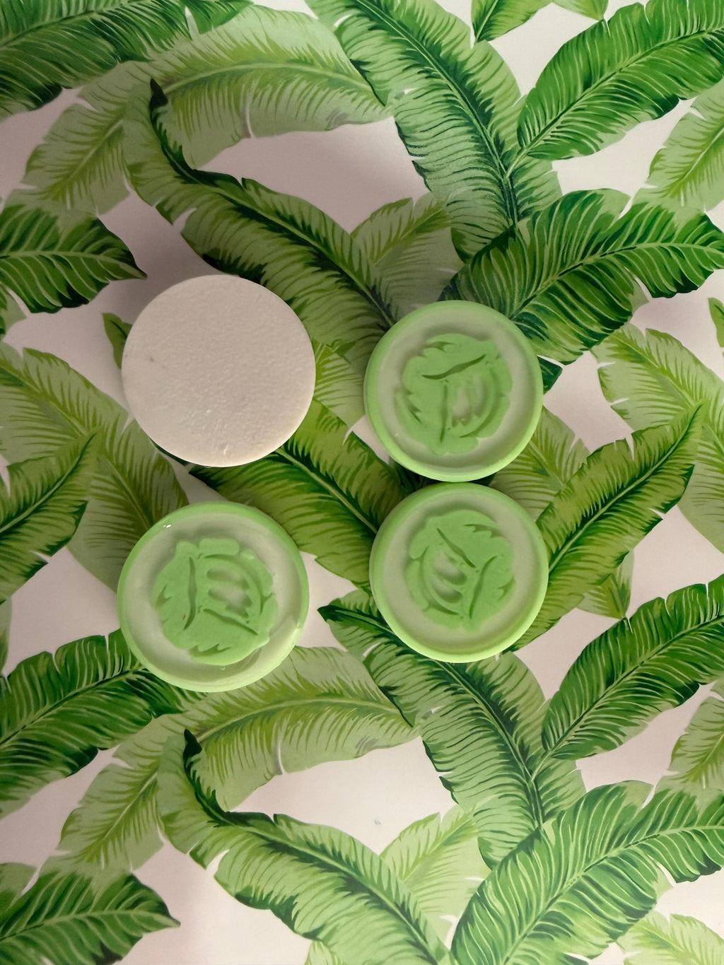 Glow in the Dark Cabbage Food Tokens | MTG Commander EDH Accessory (Set of 6)