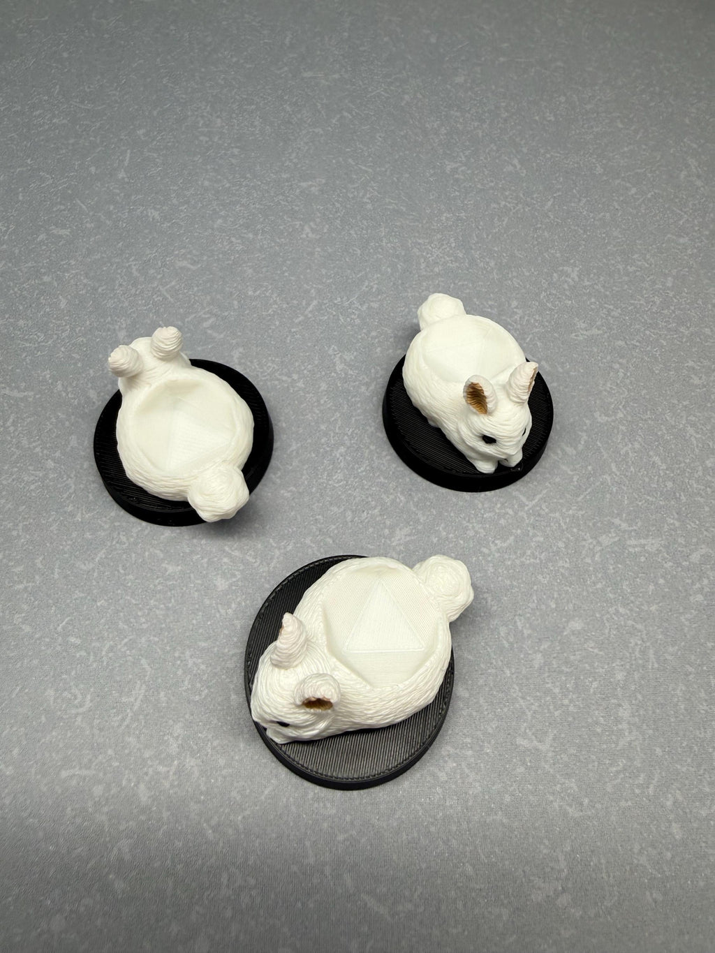 3D Printed Rabbit Dice Holder | Spindown Holder | MTG Commander EDH Accessory