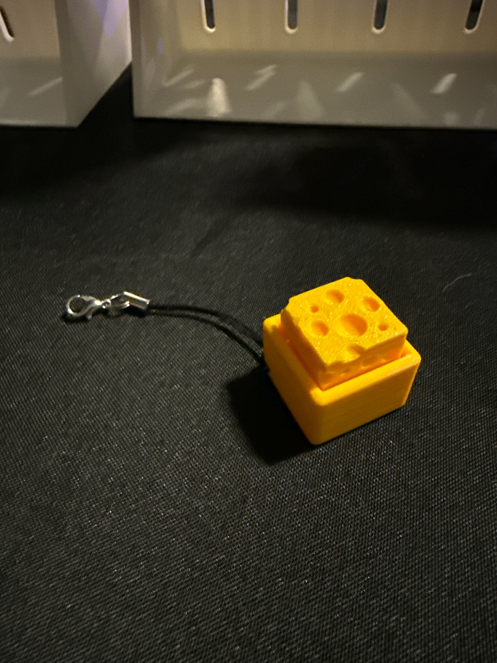 Cheese Clicker Keychain | 3D Printed Fidget Keychain | Pocket Clicker | Sensory Keychain | Funny Gift | Backpack Charm