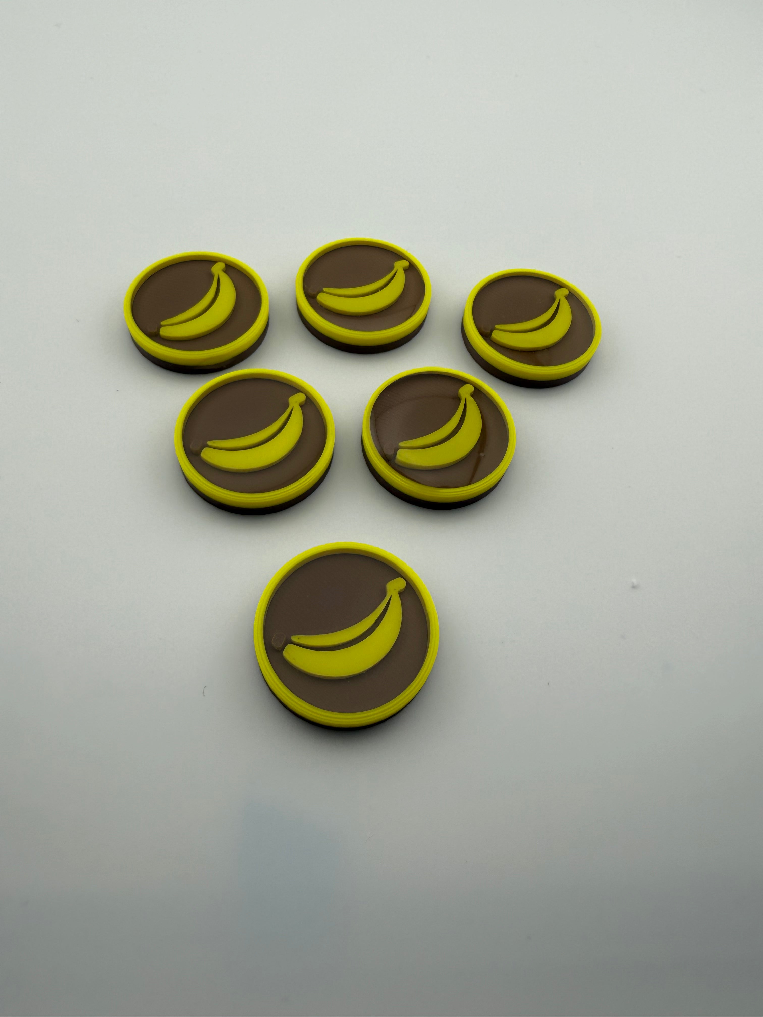 3D Printed Banana Artifact Tokens for MTG Commander – Kibo Monkey Deck Accessory