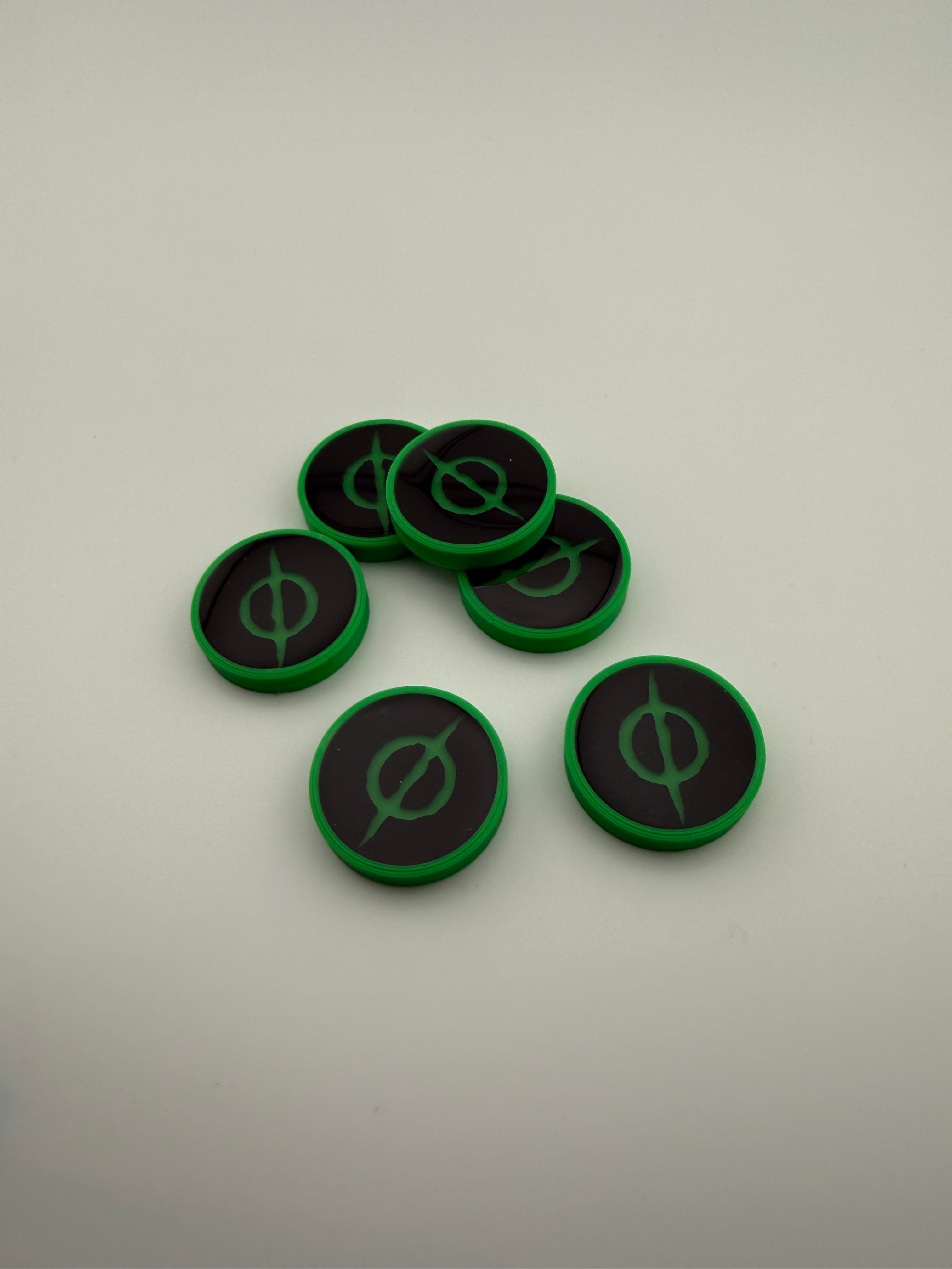 MTG Poison Counters (Set of 10) – Infect & Toxic Token Counters – Magic the Gathering Accessories – Green Poison Token Markers – Commander EDH Game Counters