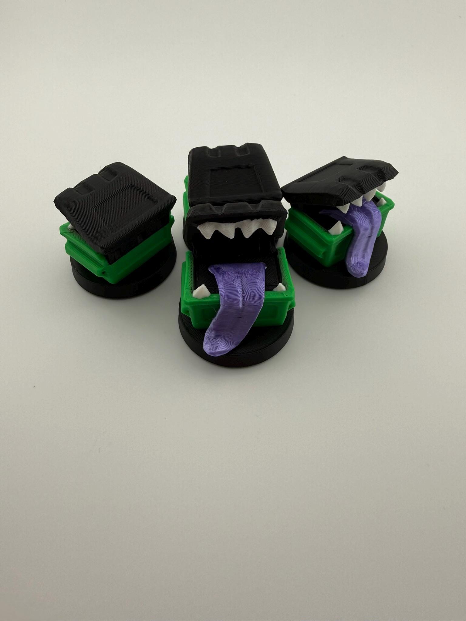3D Printed Dumpster Mimic Token | MTG Commander EDH | Bellow, Bard of the Brambles