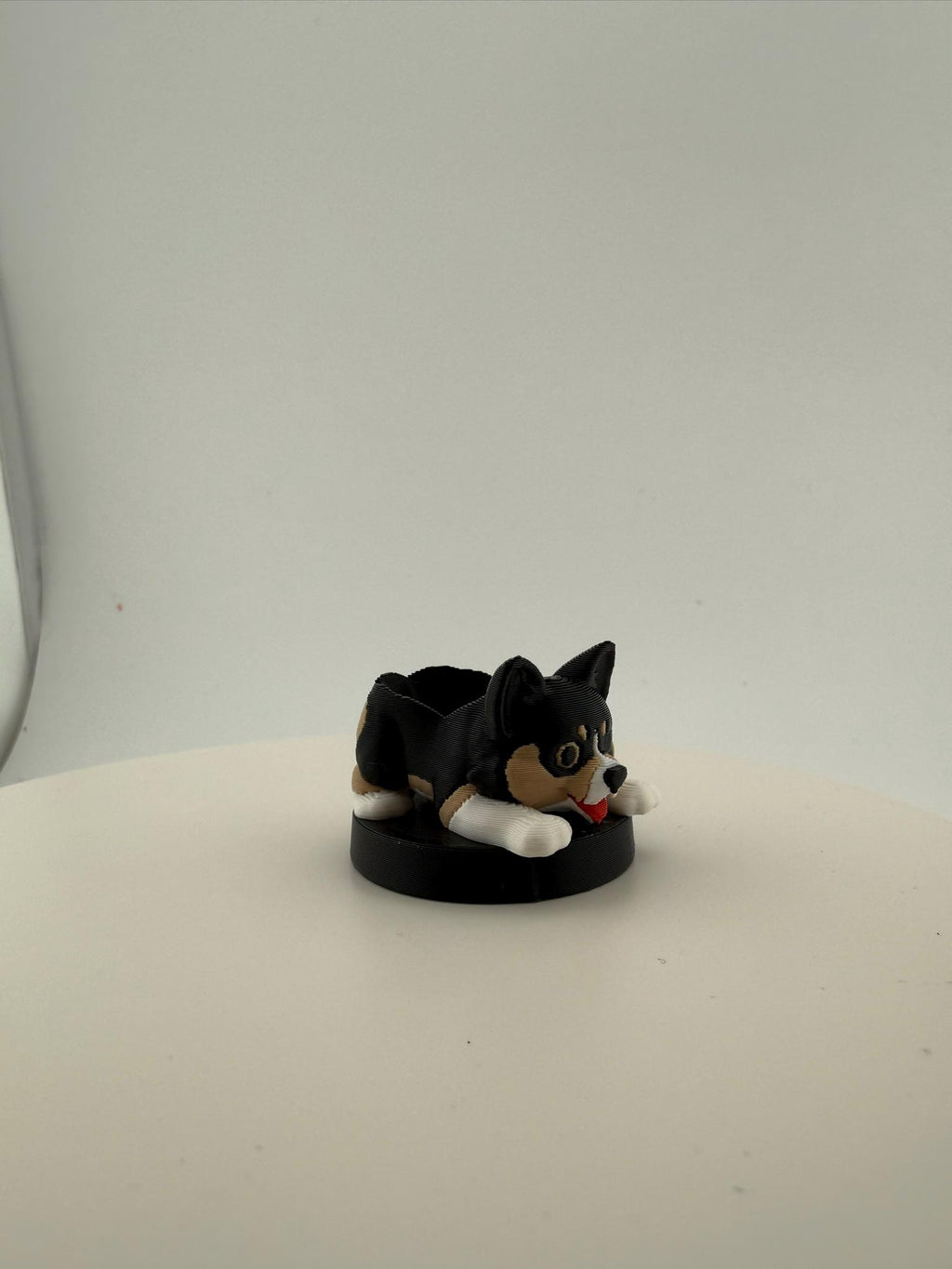 Olive the One-Eyed Corgi D20 Dice Holder