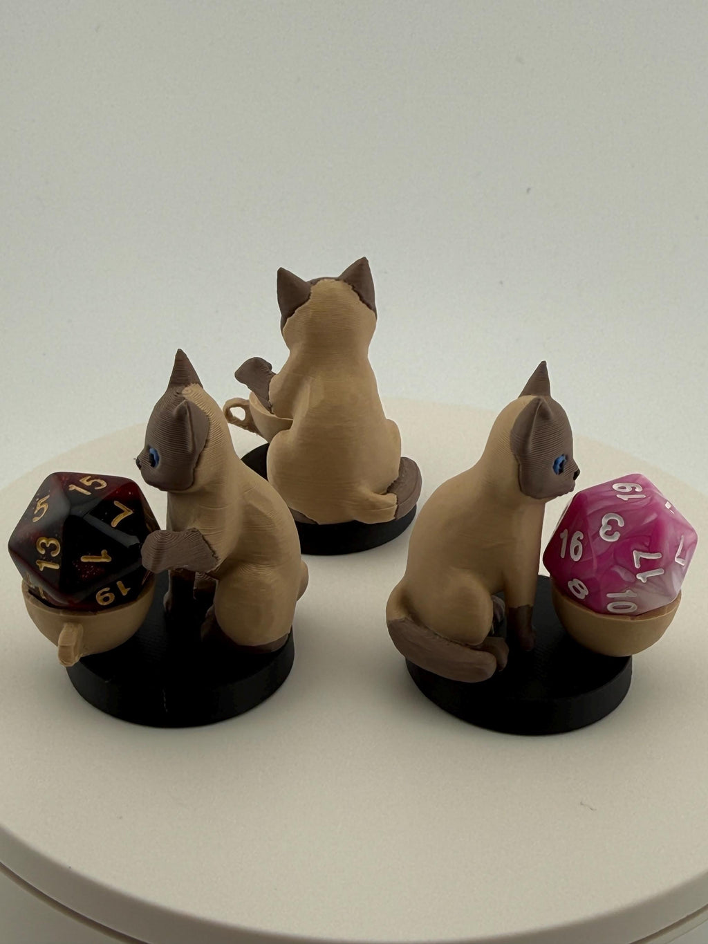 3D Printed Cat Token Dice and Display Holder - MTG Commander Accessory