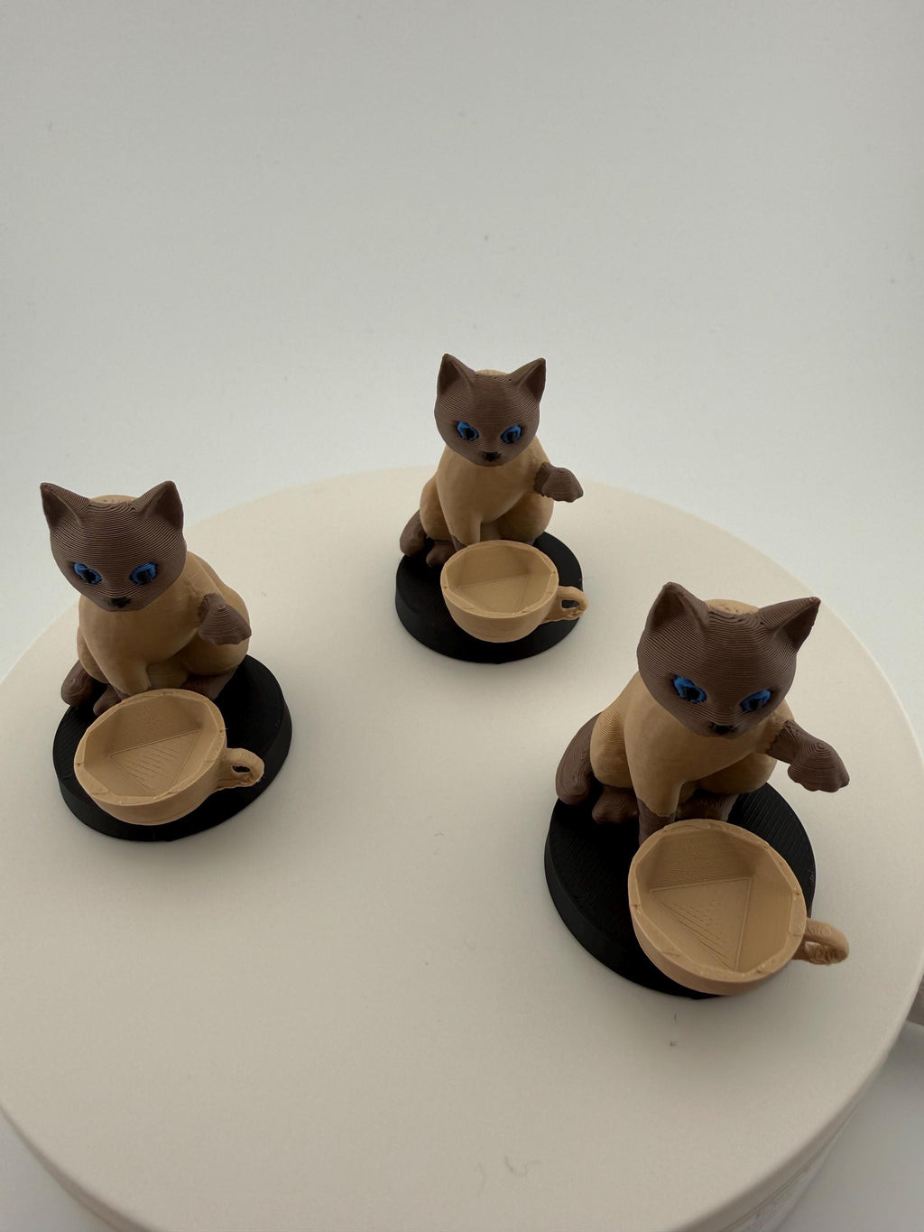 3D Printed Cat Token Dice and Display Holder - MTG Commander Accessory