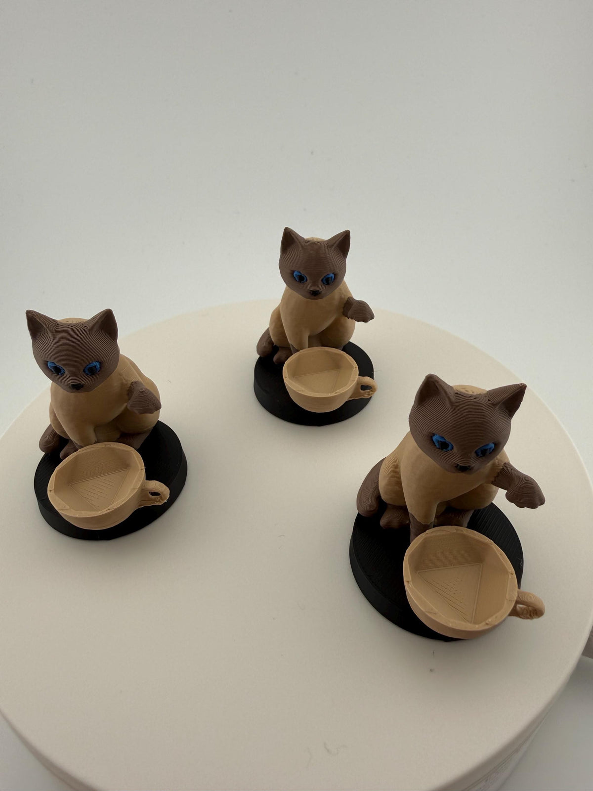 3D Printed Cat Token Dice and Display Holder - MTG Commander Accessory