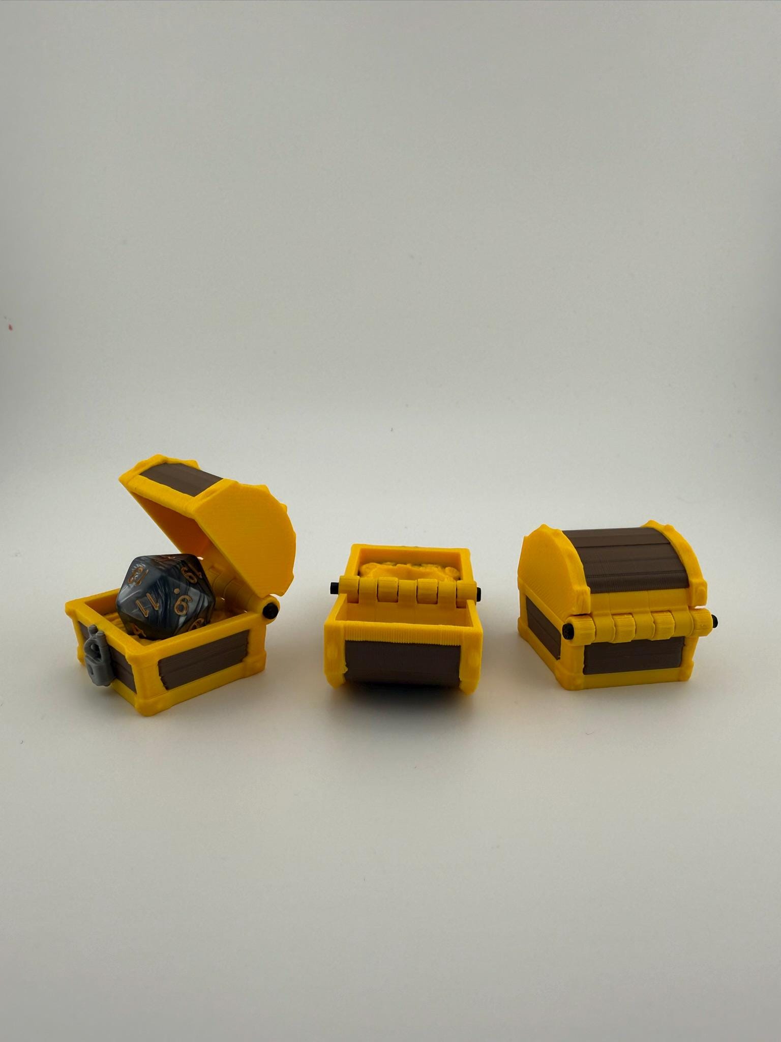 Treasure Chest Dice Holder MTG Token Box DnD Dice Vault 3D Printed Tabletop Accessory