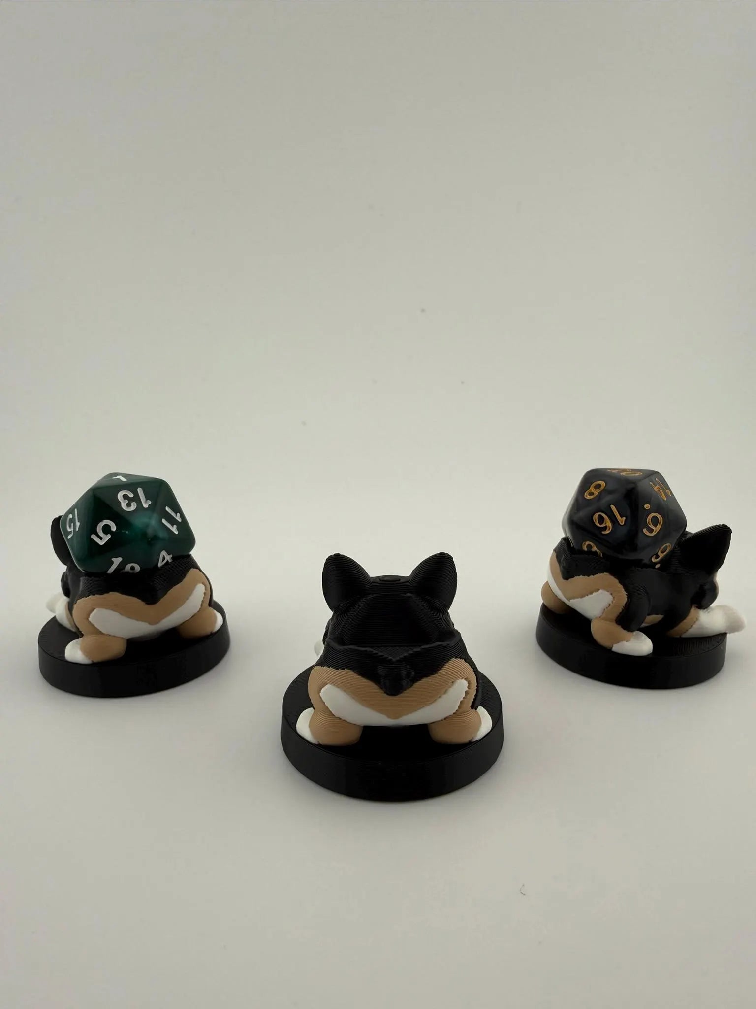 3D Printed Dog Token Dice and Display Holder - MTG Commander Accessory