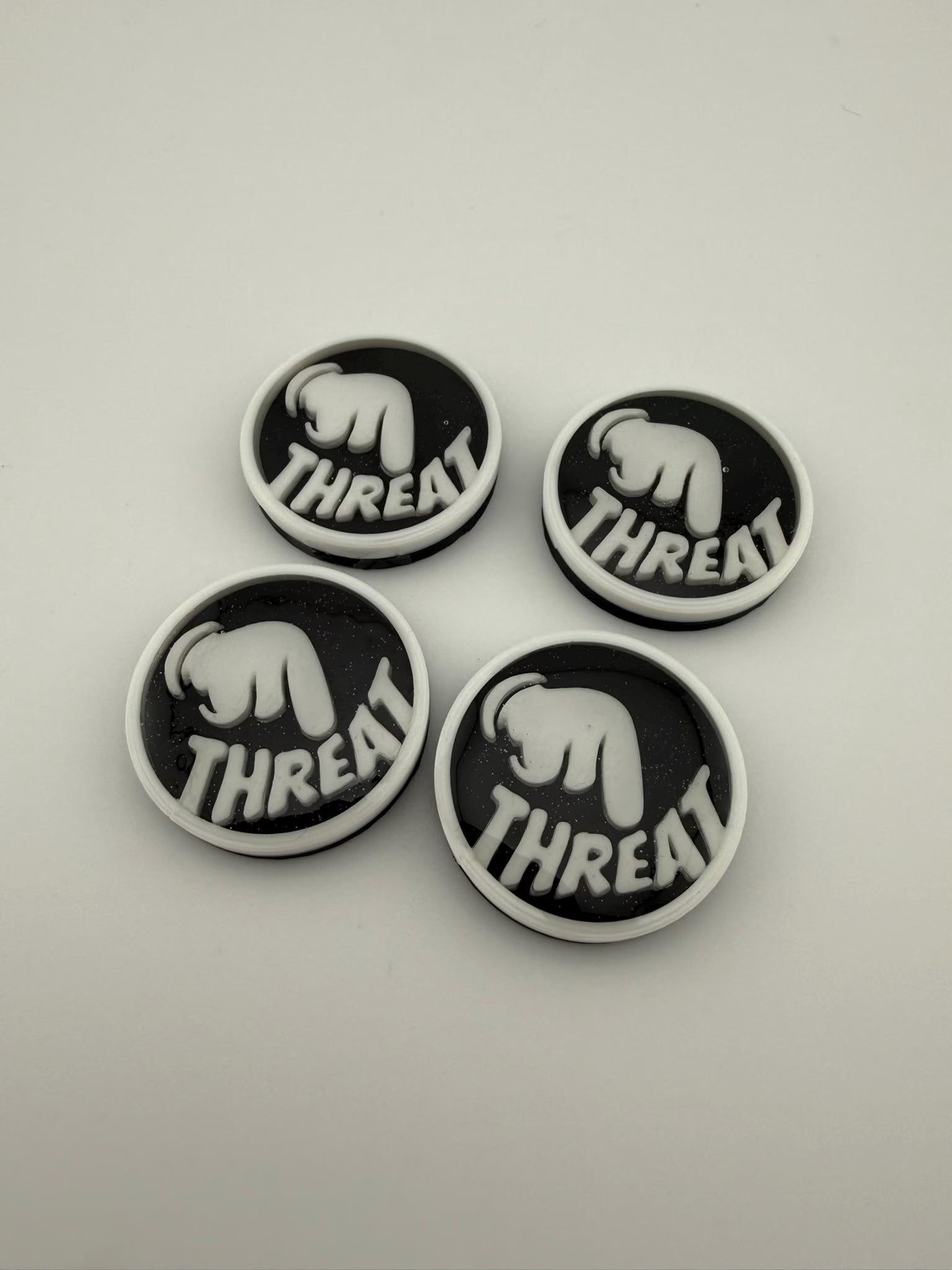 Threat Counters – Magic the Gathering | MTG  Commander / EDH Accessory -Pod Pack - Set of 4